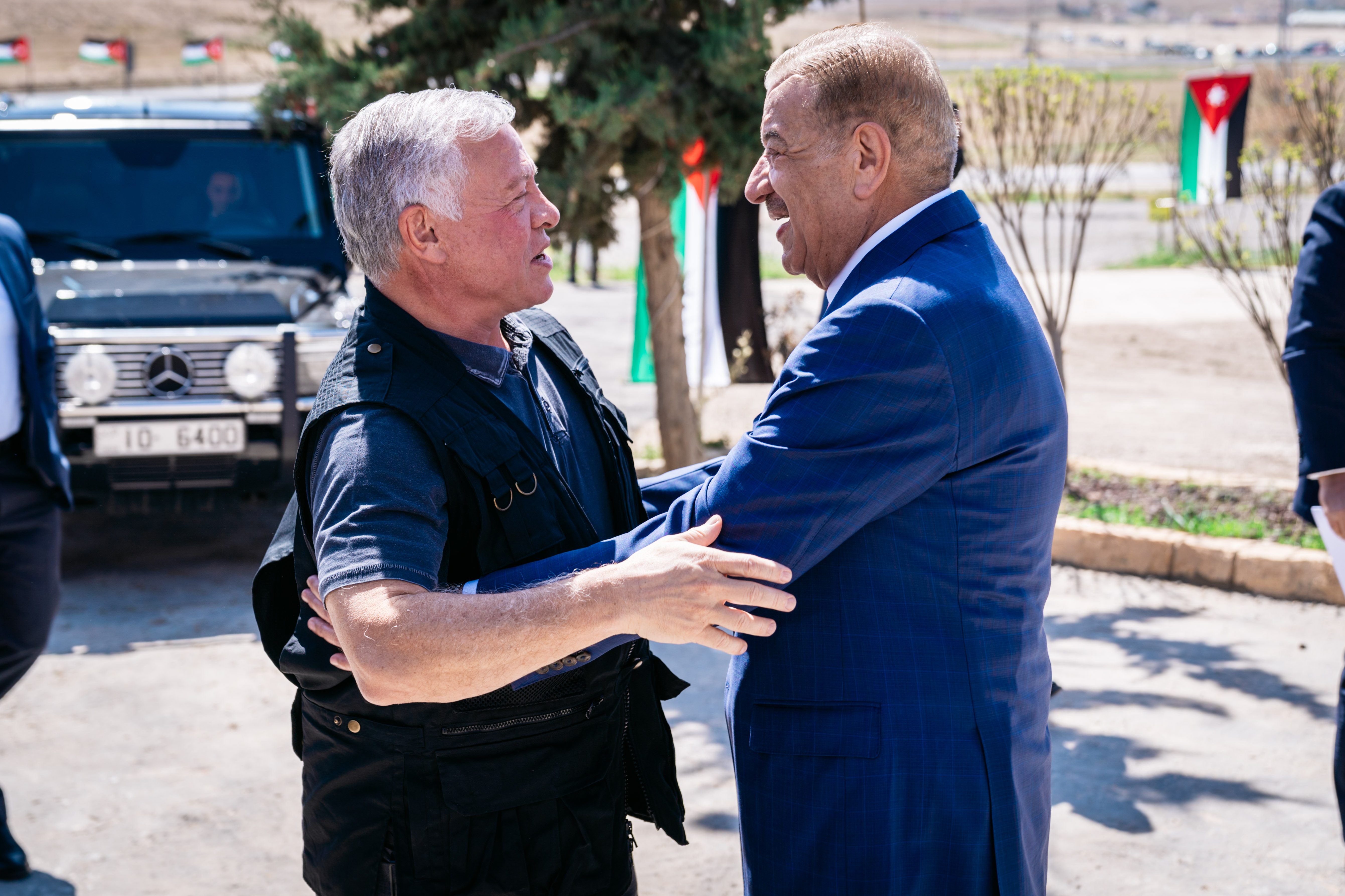 Madar Al-Saa Images 0.18494463343700174