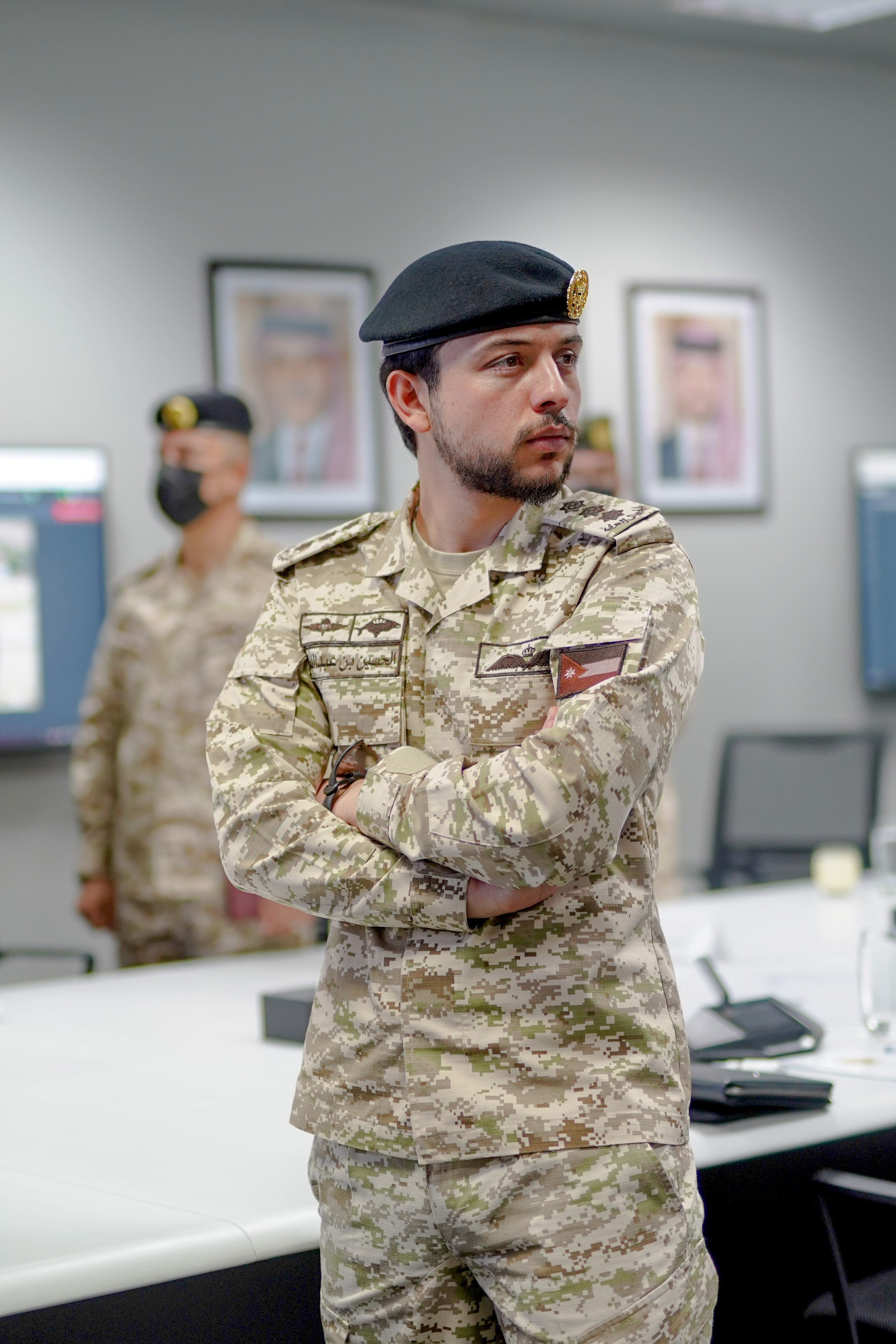 Madar Al-Saa Images 0.479995704067957