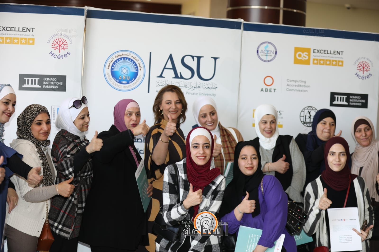 Madar Al-Saa Images 0.15575053426113072