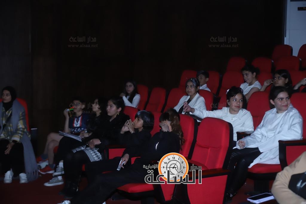 Madar Al-Saa Images 0.9886655061408138