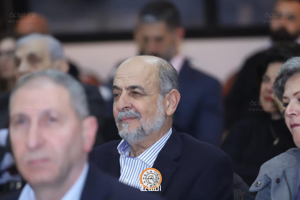 Madar Al-Saa Images 0.9377142099976687