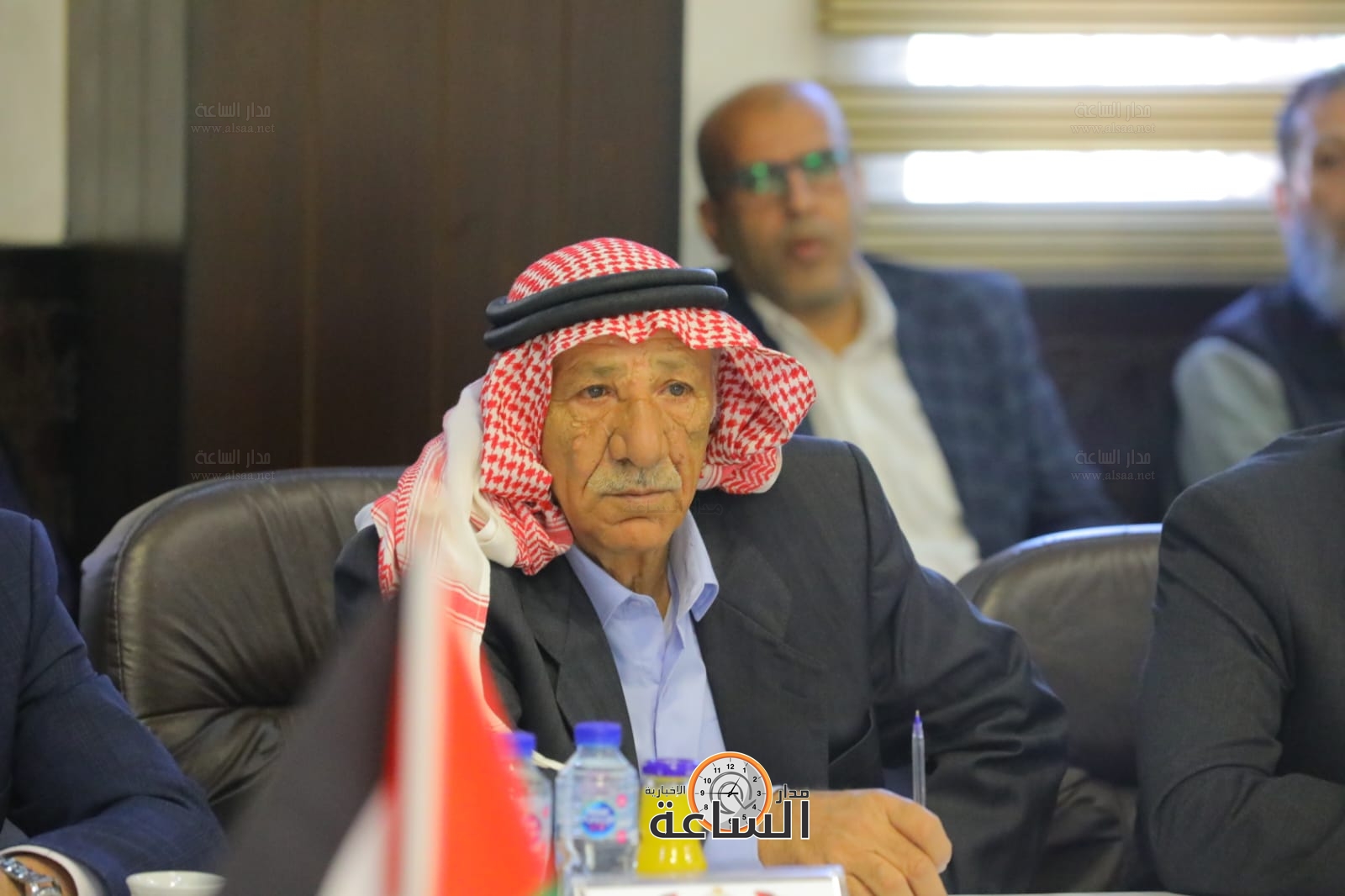 Madar Al-Saa Images 0.8677680402203536