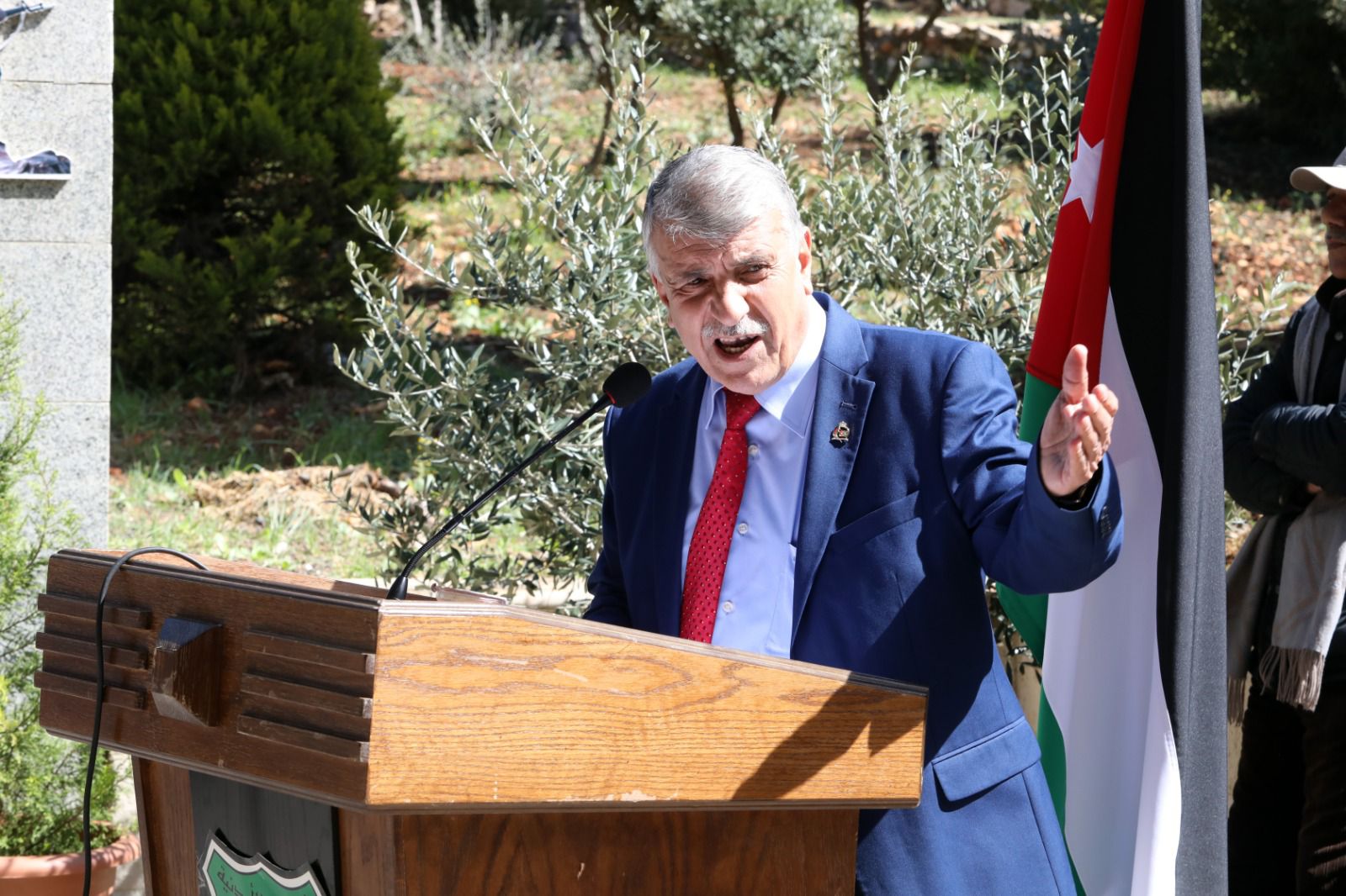 Madar Al-Saa Images 0.03798771626160646