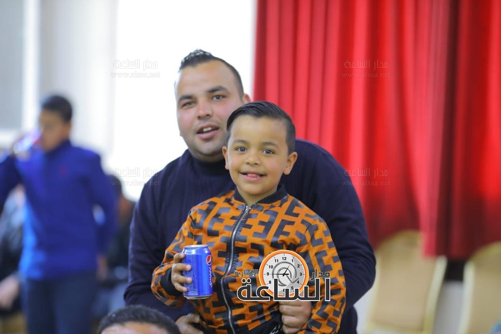 Madar Al-Saa Images 0.328346725730708