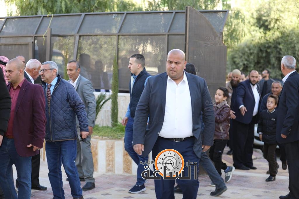 Madar Al-Saa Images 0.743943729692832