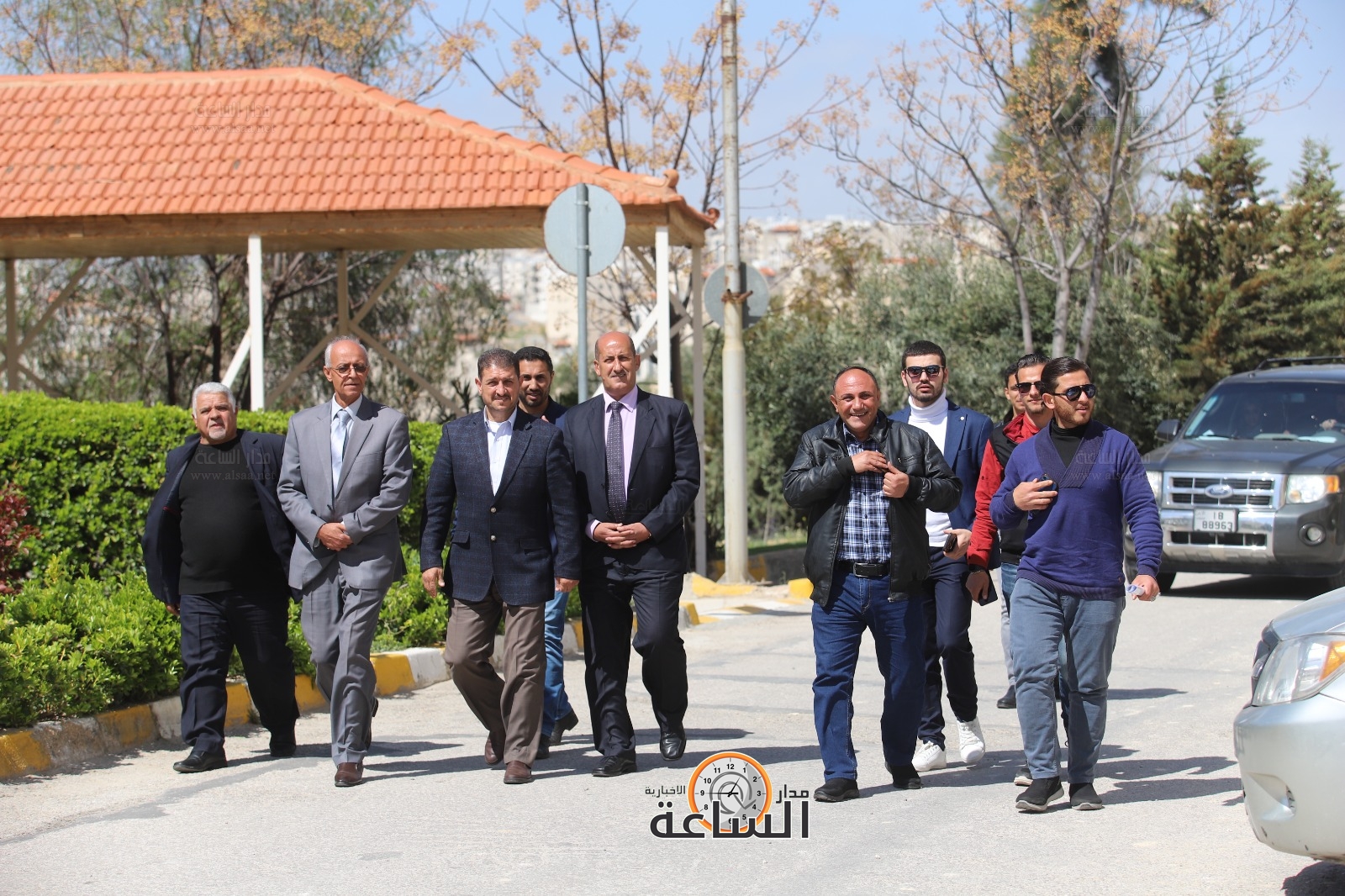 Madar Al-Saa Images 0.476611048345545