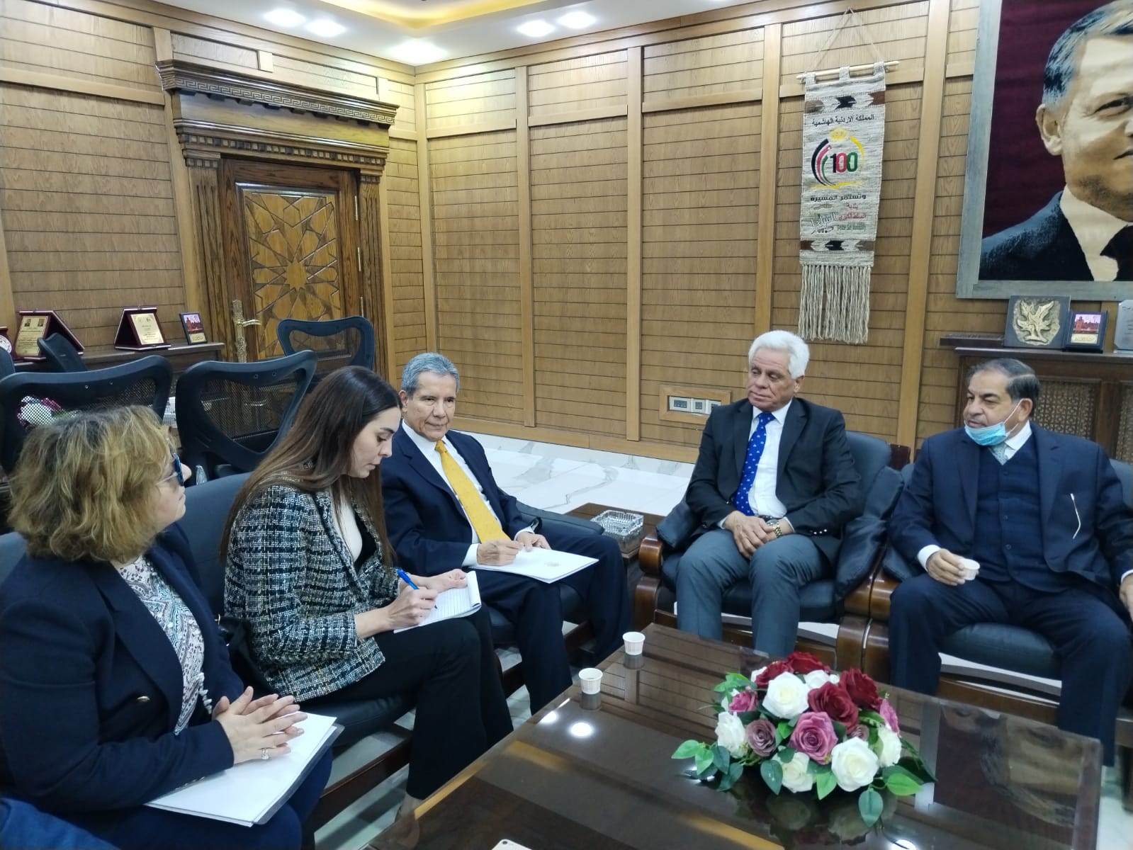 Madar Al-Saa Images 0.5461489946598634