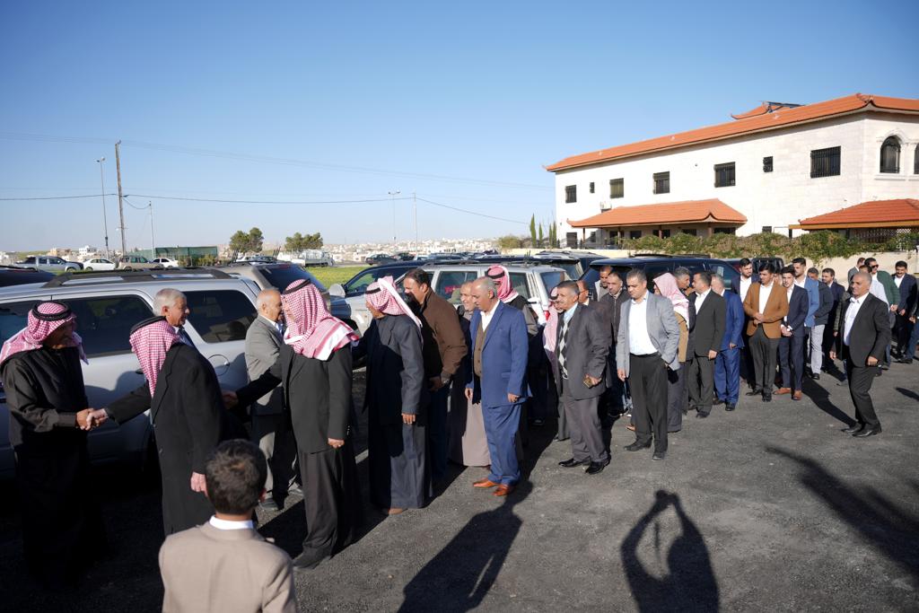 Madar Al-Saa Images 0.1355195884712943