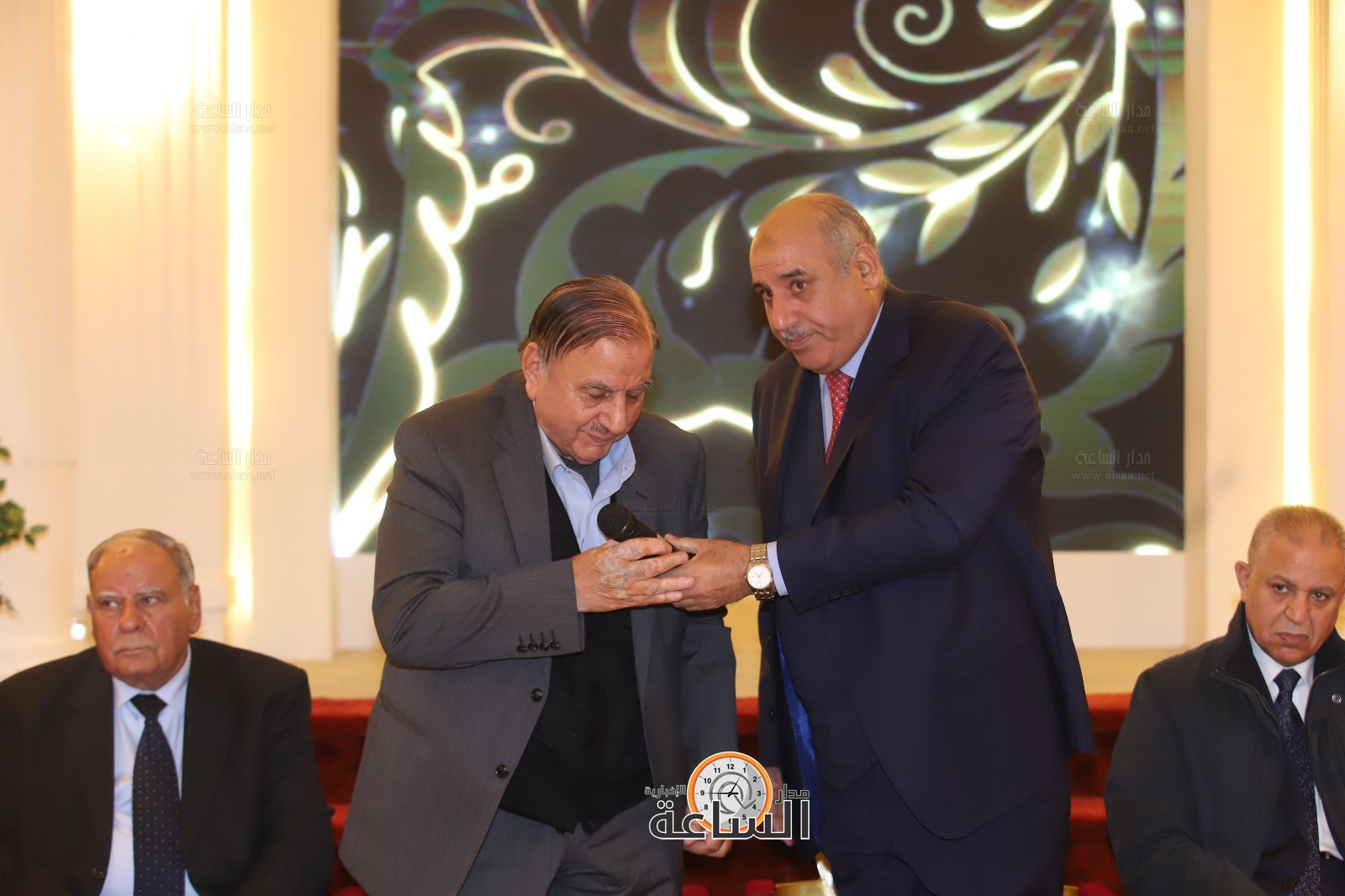 Madar Al-Saa Images 0.3634495180221764