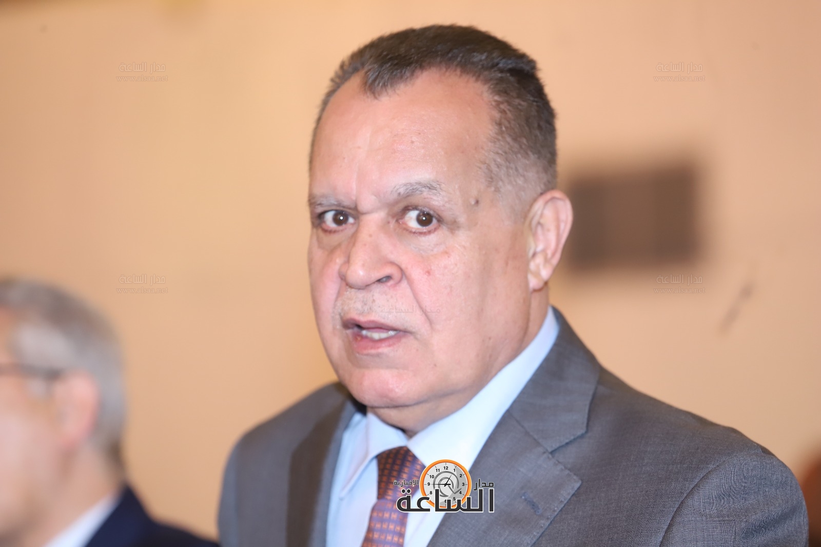 Madar Al-Saa Images 0.4989820035886636