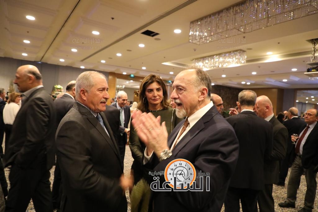 Madar Al-Saa Images 0.9747983201449549