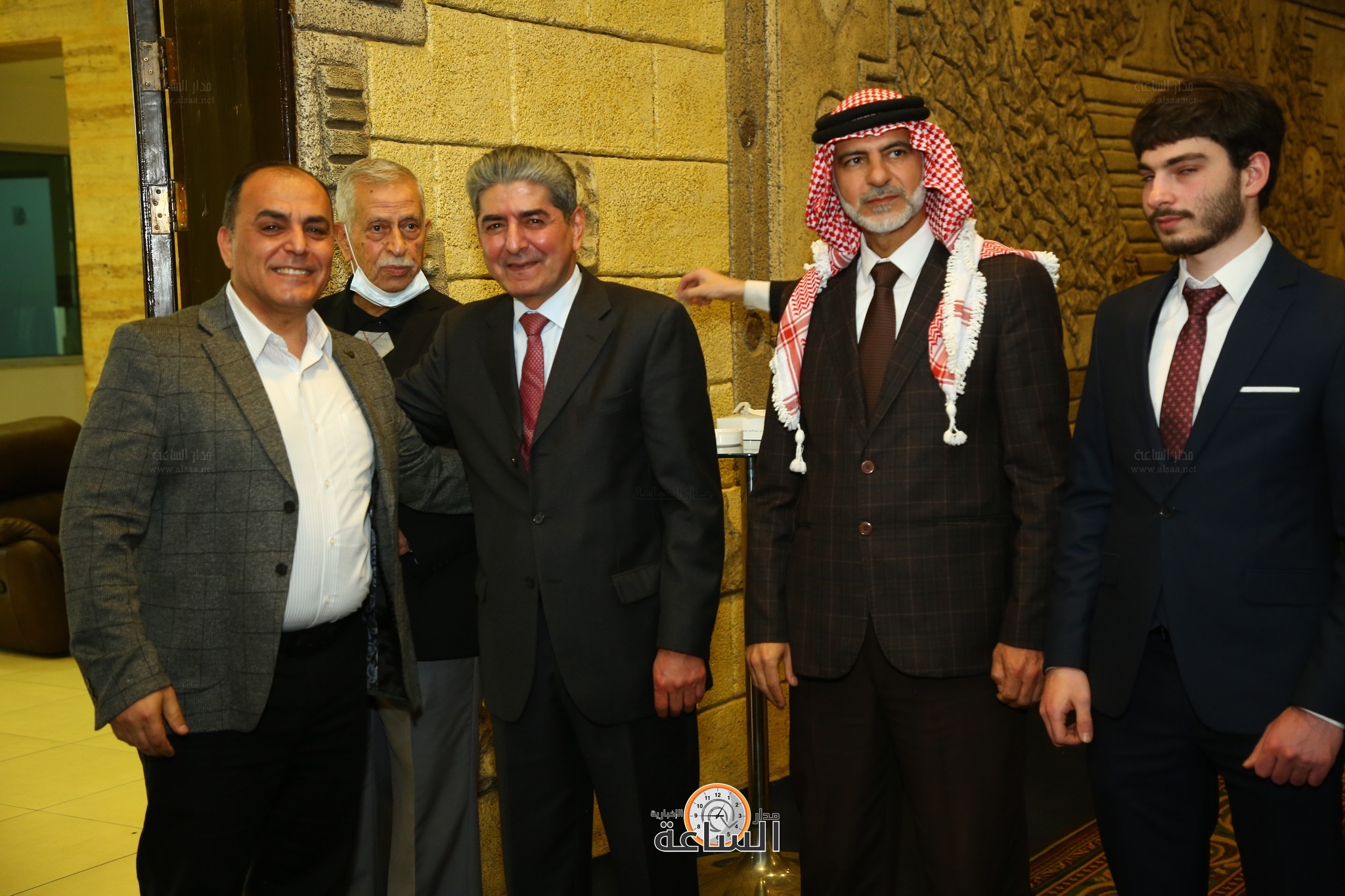 Madar Al-Saa Images 0.4823762906552931