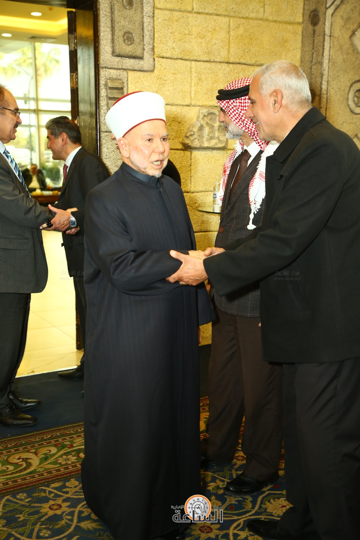 Madar Al-Saa Images 0.053291303378218746