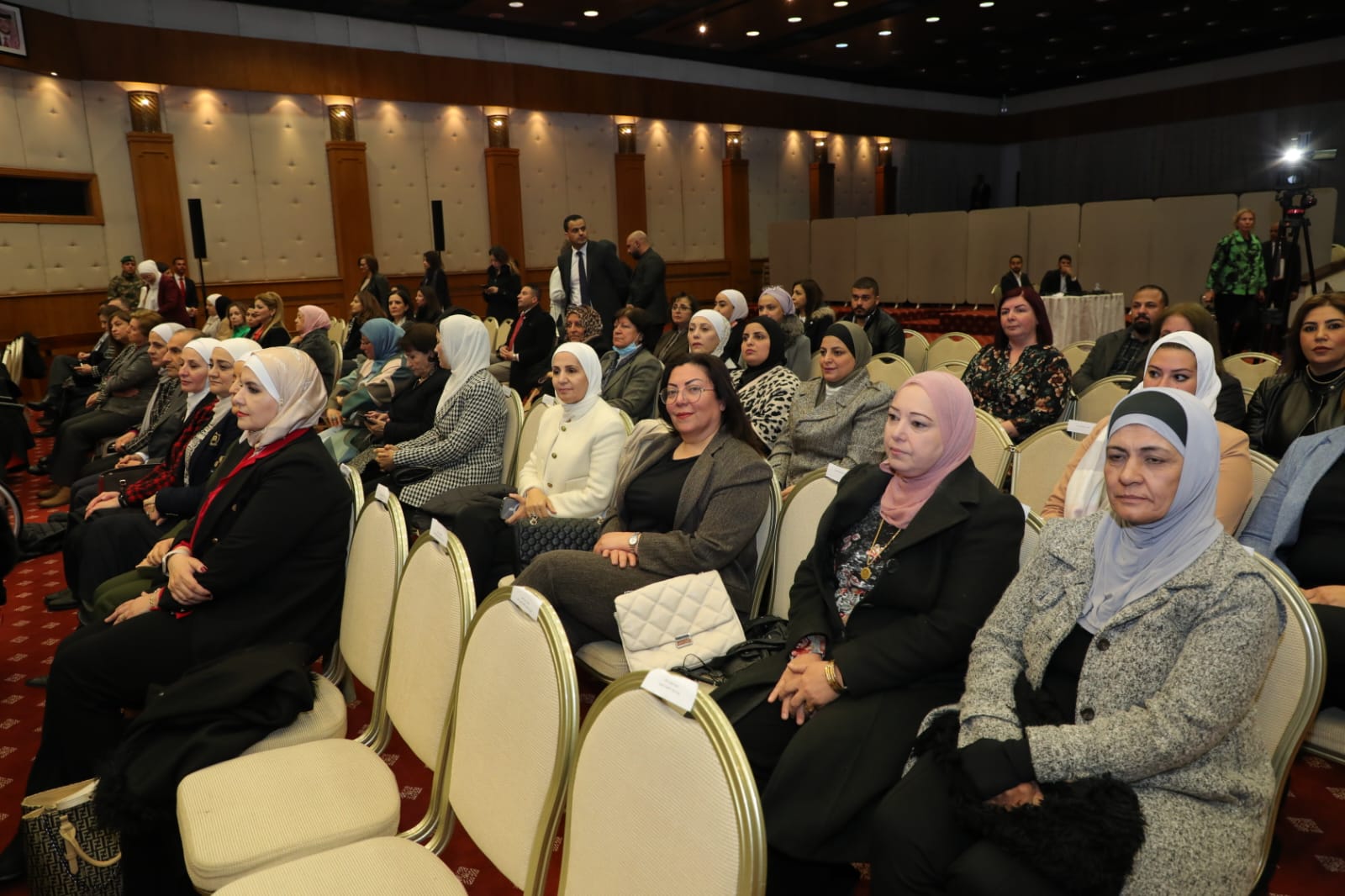 Madar Al-Saa Images 0.46806682225341323