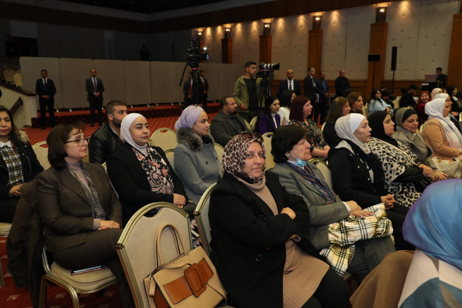 Madar Al-Saa Images 0.024175640940876875