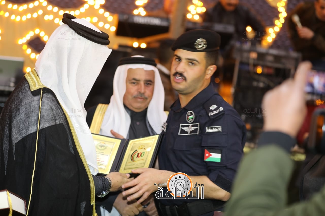 Madar Al-Saa Images 0.328232597962439