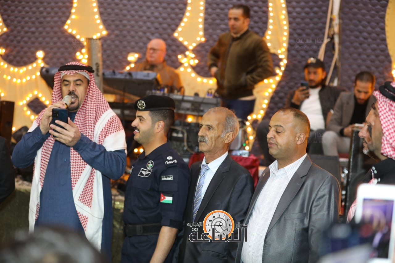 Madar Al-Saa Images 0.43079063268029794