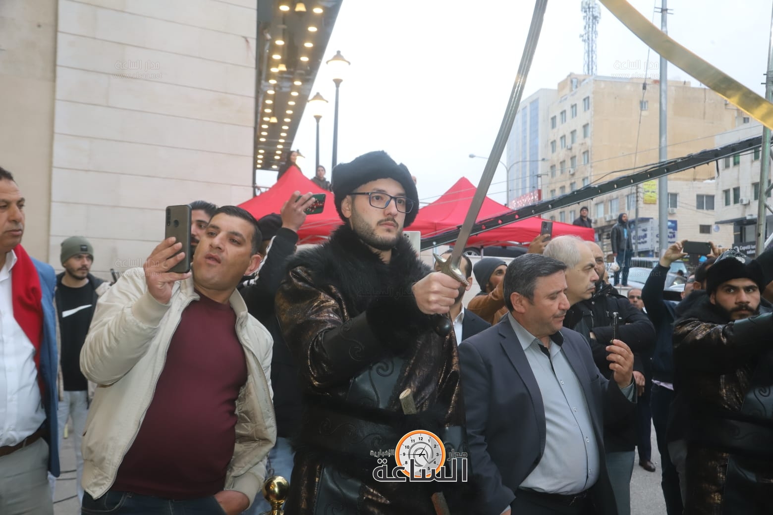 Madar Al-Saa Images 0.46170450617400527