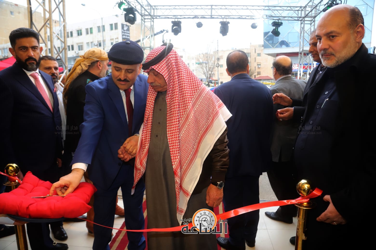 Madar Al-Saa Images 0.3174865411663953