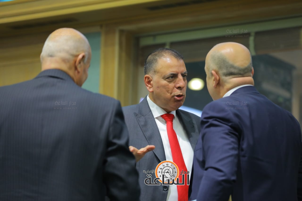 Madar Al-Saa Images 0.6410322861057005