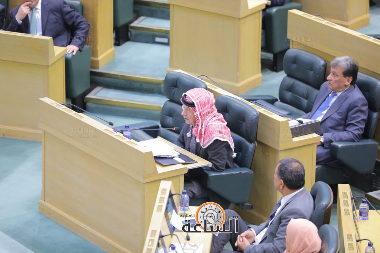 Madar Al-Saa Images 0.2937161265008952