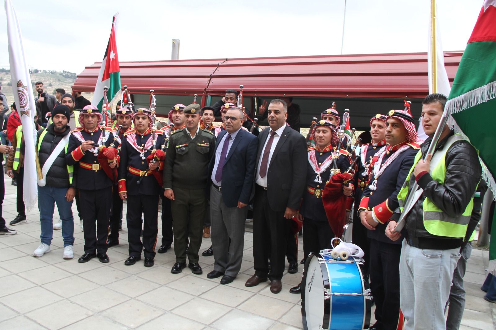 Madar Al-Saa Images 0.11086810968551886