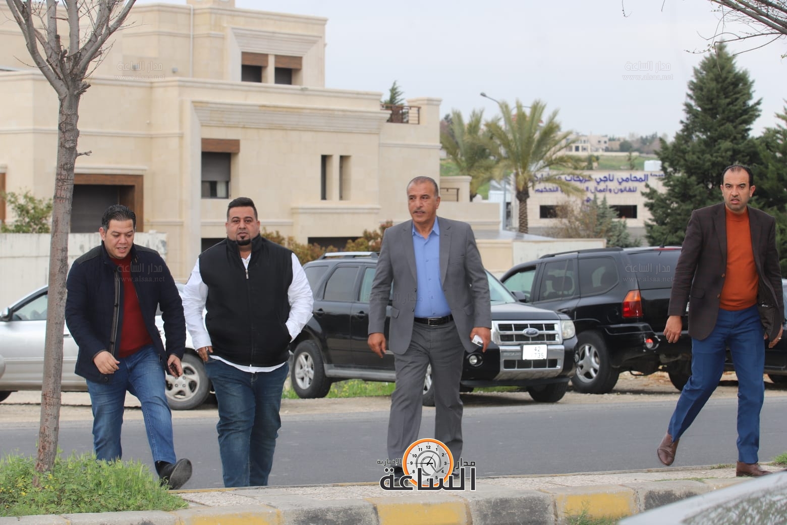 Madar Al-Saa Images 0.1370458052779615