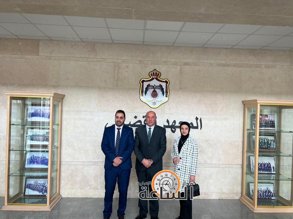 Madar Al-Saa Images 0.4270225495372737