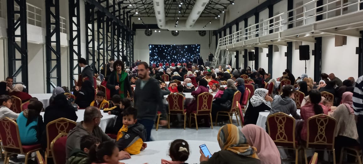 Madar Al-Saa Images 0.383572611924222