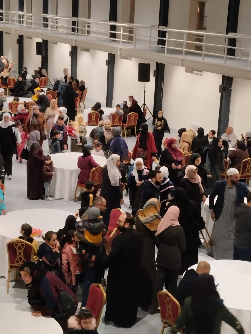 Madar Al-Saa Images 0.04459737674229447