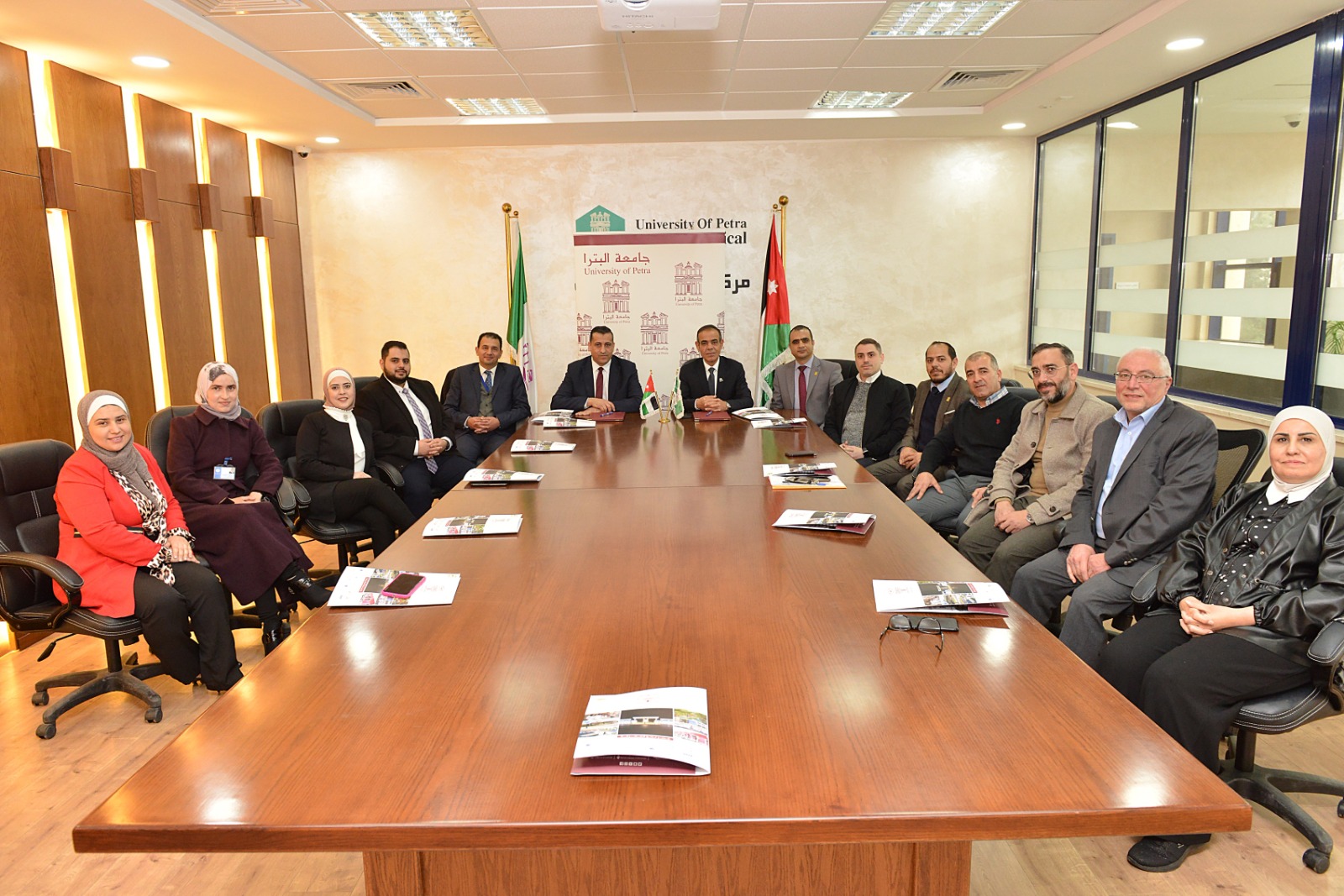 Madar Al-Saa Images 0.6732732719977166