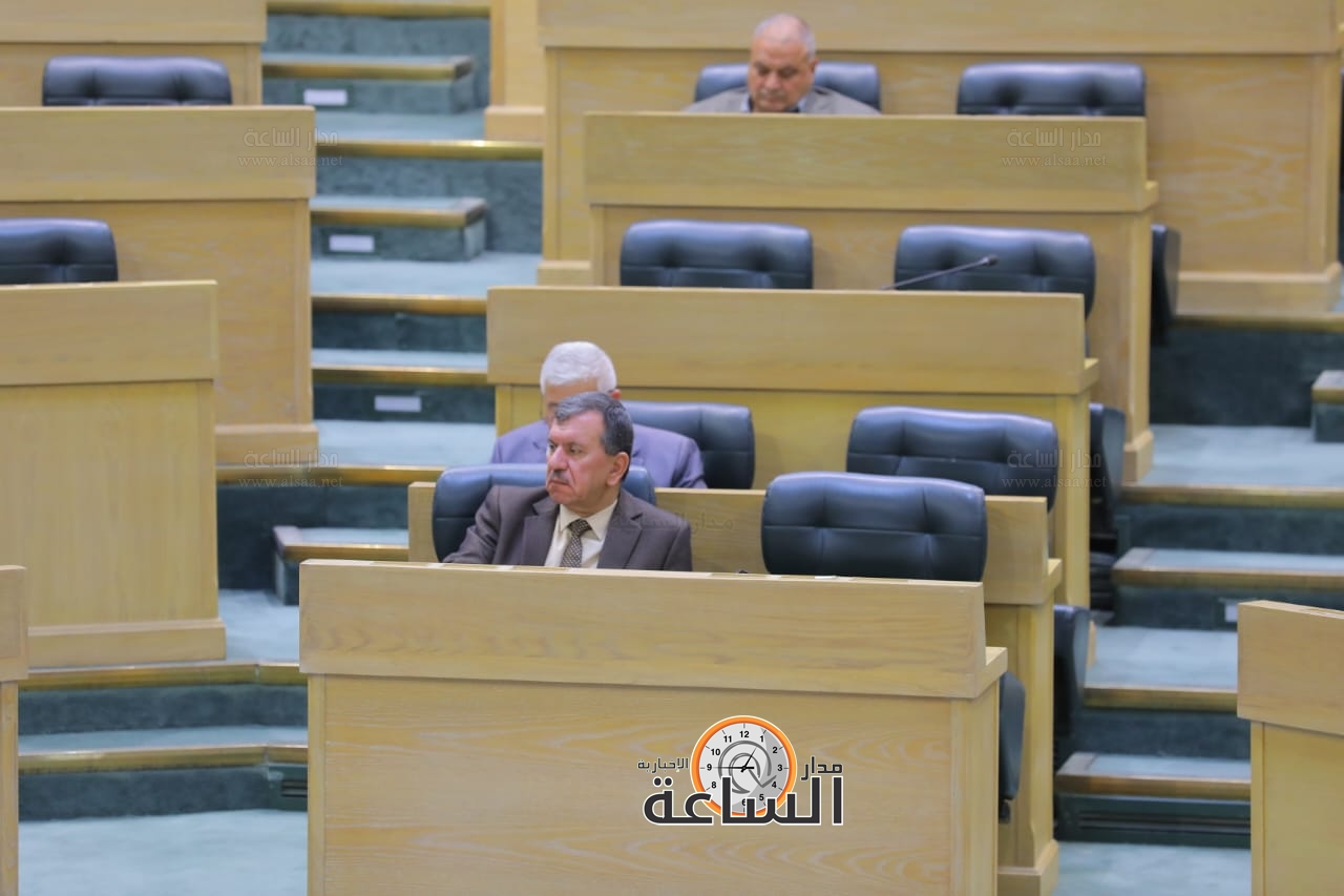 Madar Al-Saa Images 0.525467269411354