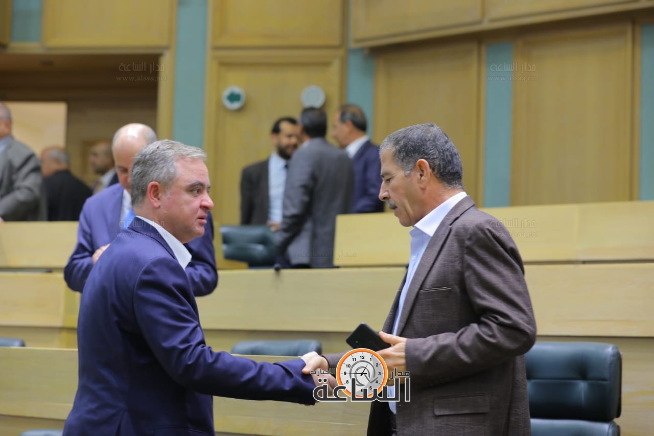 Madar Al-Saa Images 0.7400382050702656