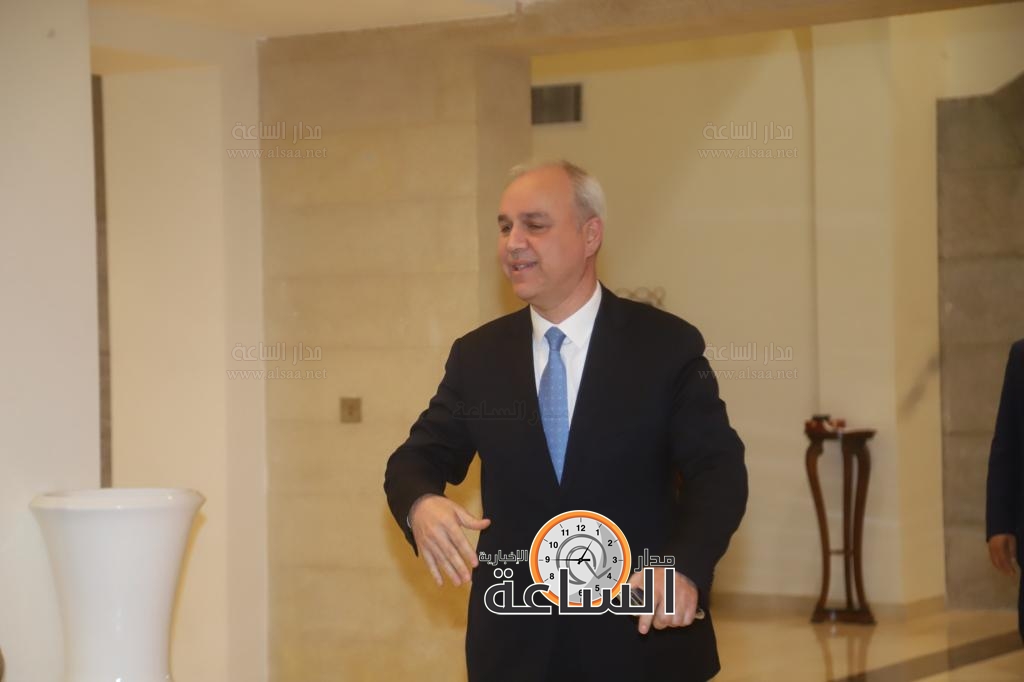 Madar Al-Saa Images 0.8963338432141831