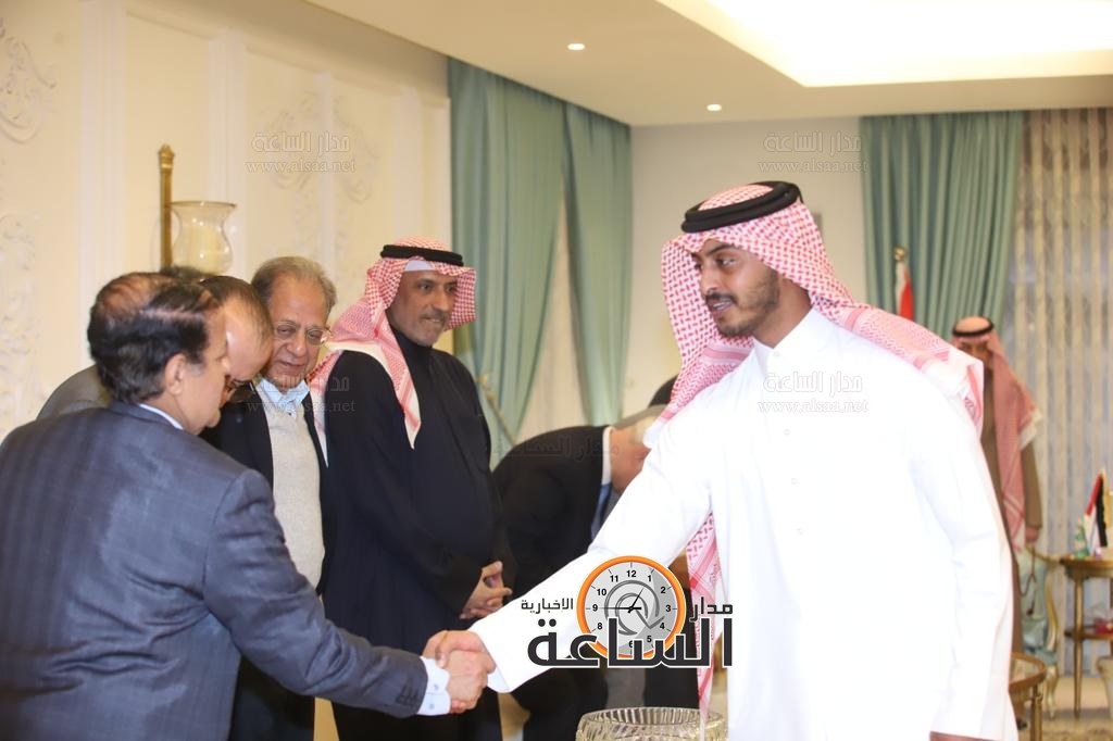 Madar Al-Saa Images 0.39545507459780016