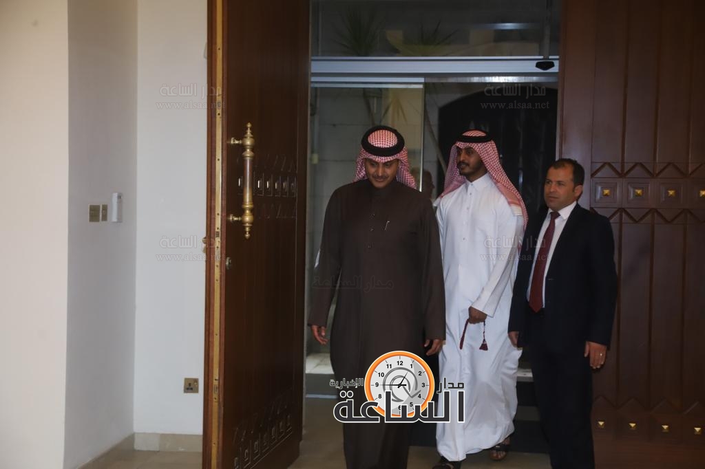 Madar Al-Saa Images 0.7813724286273491