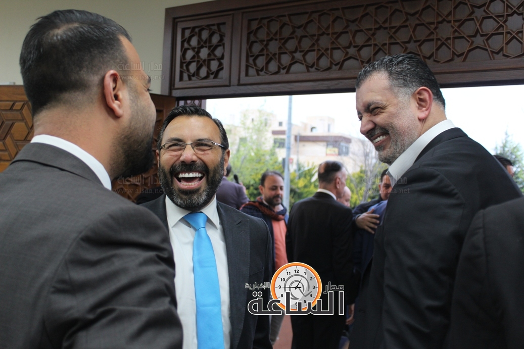 Madar Al-Saa Images 0.16809975642019137