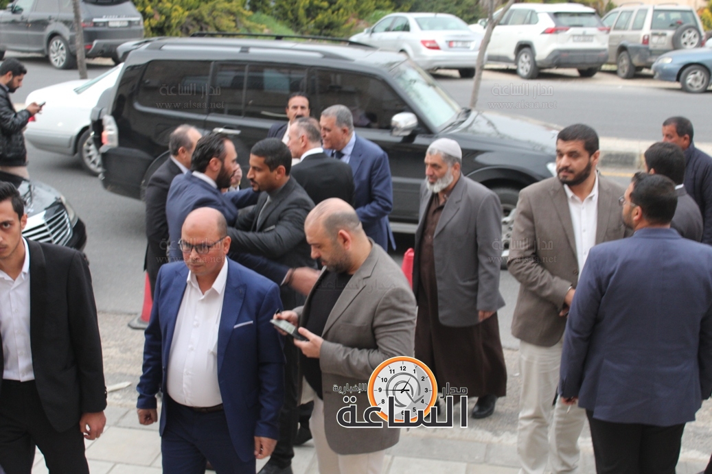 Madar Al-Saa Images 0.17585816991045