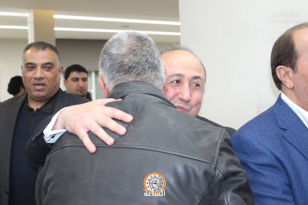 Madar Al-Saa Images 0.8697046851441572