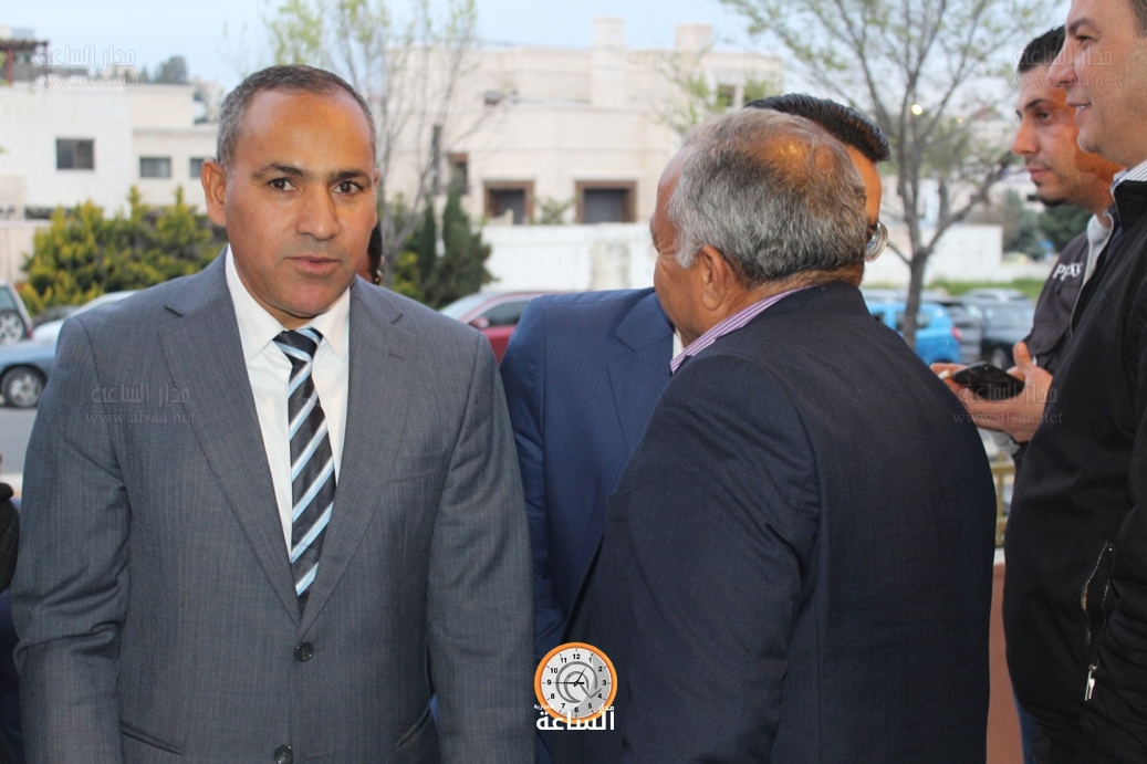 Madar Al-Saa Images 0.47515381350985186