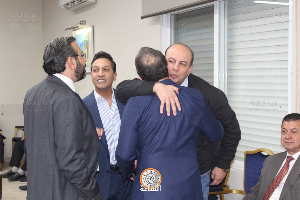 Madar Al-Saa Images 0.43921583556603894