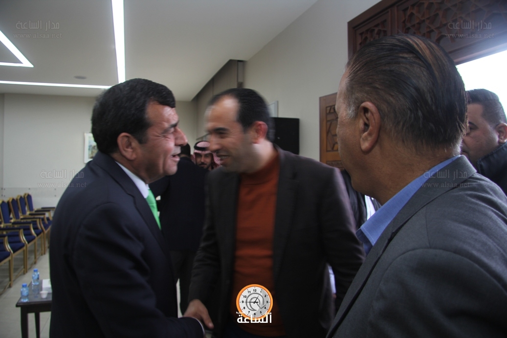 Madar Al-Saa Images 0.014247513762695618