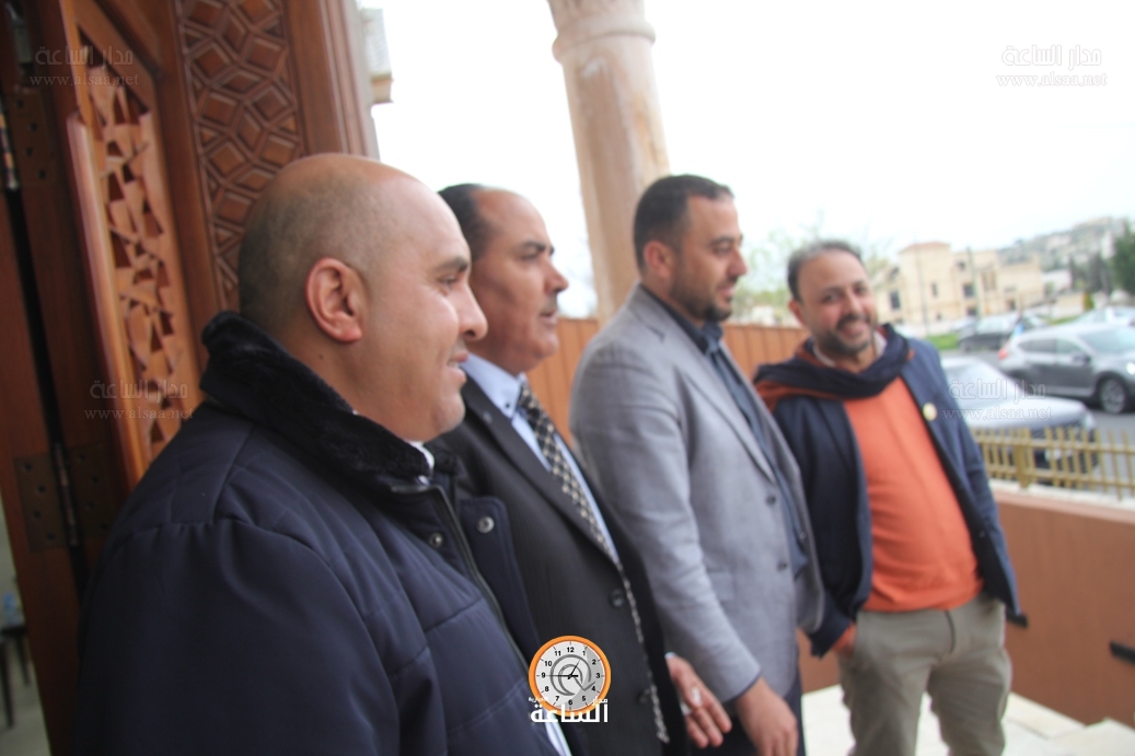 Madar Al-Saa Images 0.3112977665838279