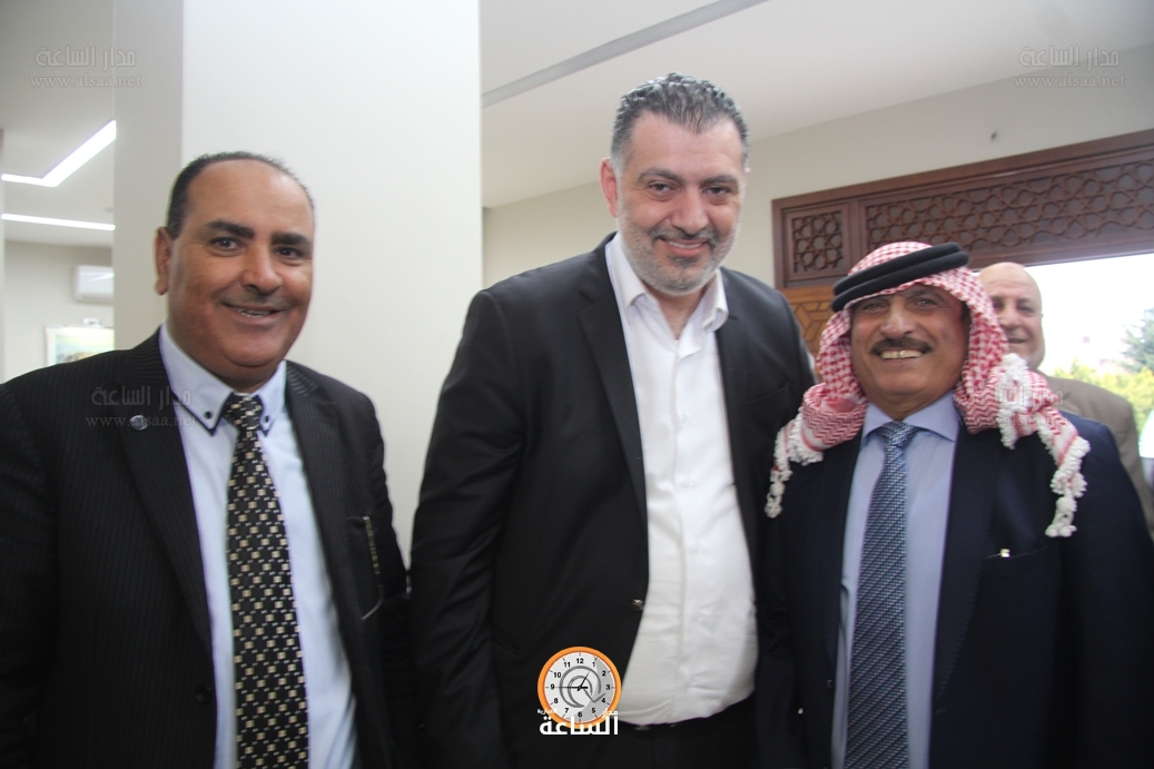 Madar Al-Saa Images 0.2854349236679763