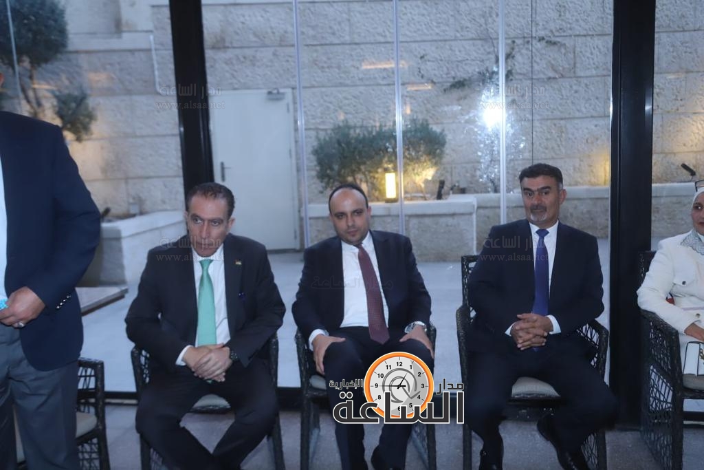 Madar Al-Saa Images 0.4557531350374827