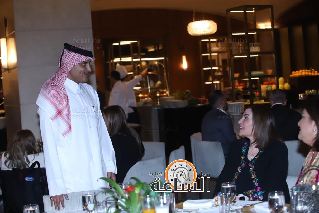 Madar Al-Saa Images 0.7143738528811505