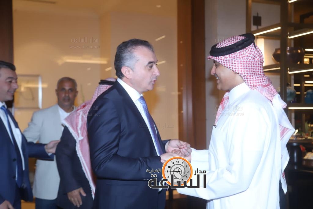 Madar Al-Saa Images 0.7681471968726837