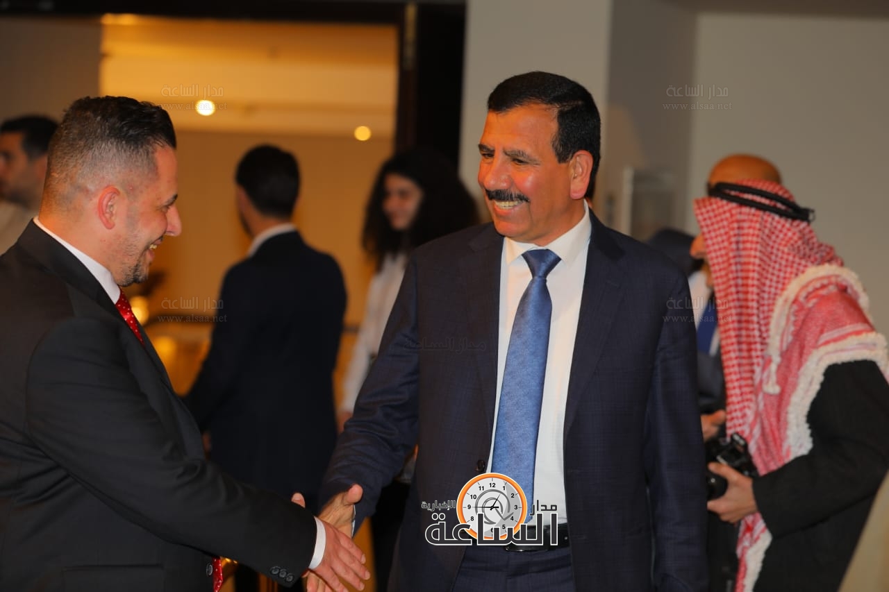 Madar Al-Saa Images 0.48666711345771874