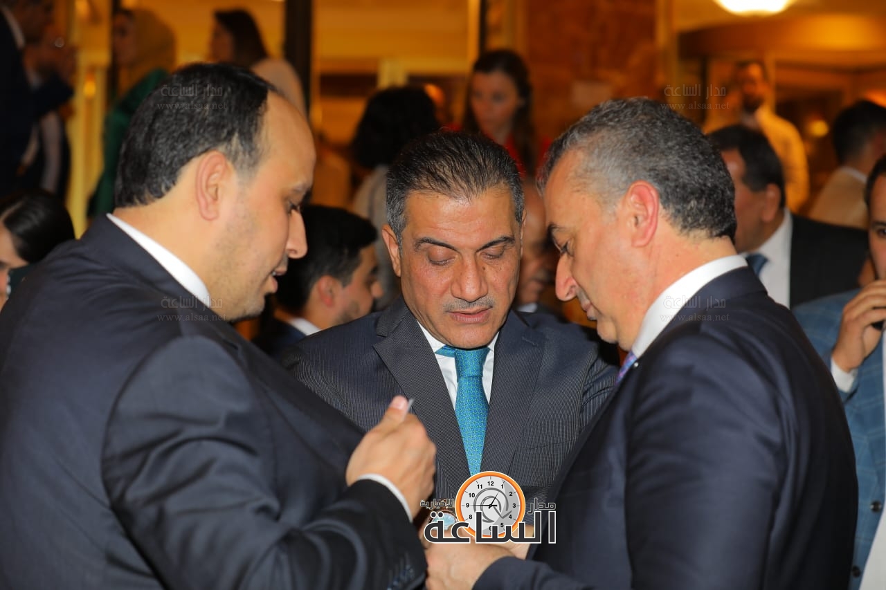 Madar Al-Saa Images 0.7774885946847458