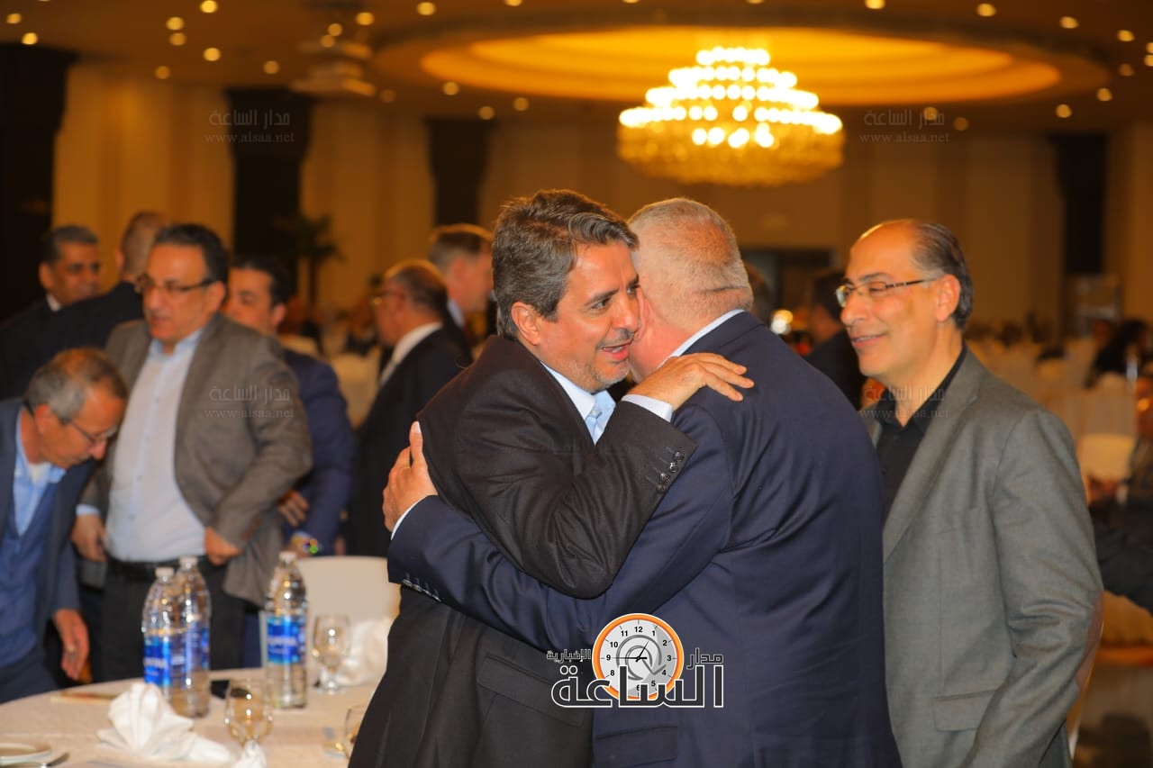 Madar Al-Saa Images 0.2613946106792817